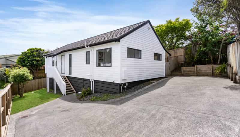 898A East Coast Road, Northcross