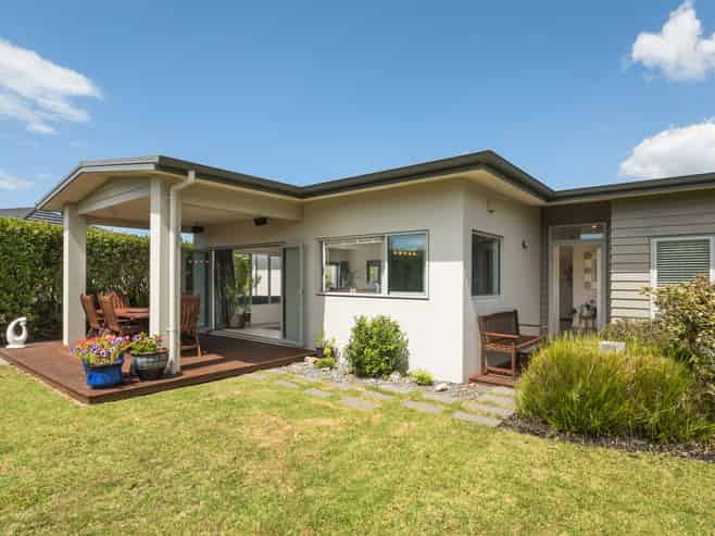21 Browns Drive, Waihi Beach