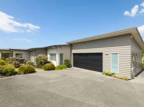 21 Browns Drive, Waihi Beach