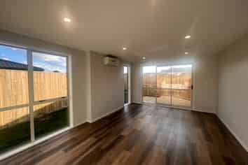 11C Alabaster Drive, Papatoetoe