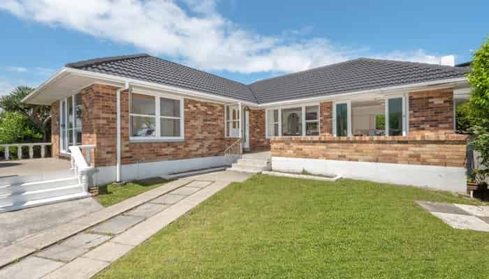90 Oceanview Road, Mount Maunganui