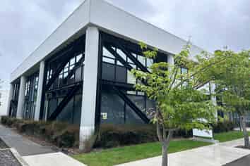 Quality First Floor Offices - Riccarton