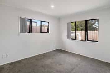 17a Goodwood Drive, Goodwood Heights