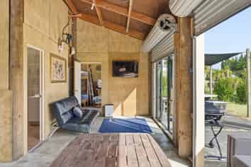 30 Berghan Road, Coopers Beach