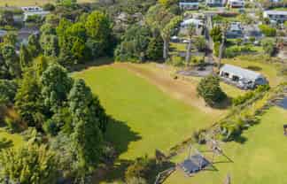 30 Berghan Road, Coopers Beach