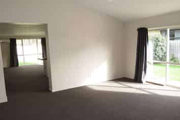 39 Chesterfield Mews, Russley