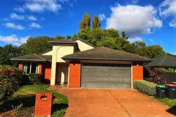 39 Chesterfield Mews, Russley