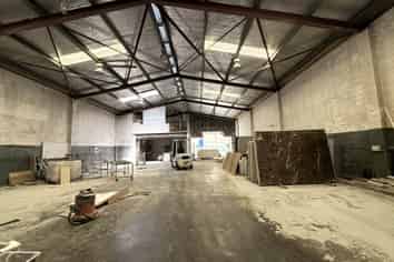 HIGH-PROFILE WAREHOUSE - CENTRAL WAIRAU VALLEY
