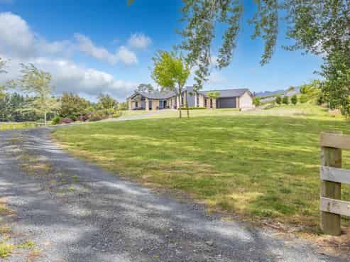 998 Limeworks Loop Road, Karamu