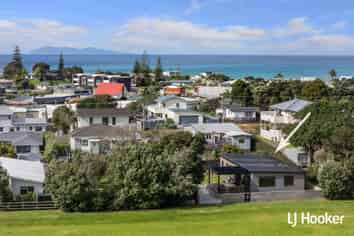14B Citrus Ave, Waihi Beach