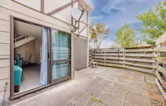 5/702 Grays Road, Mahora