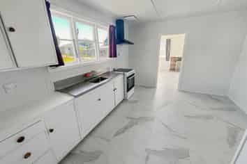 8 Stirling Place, Tokoroa