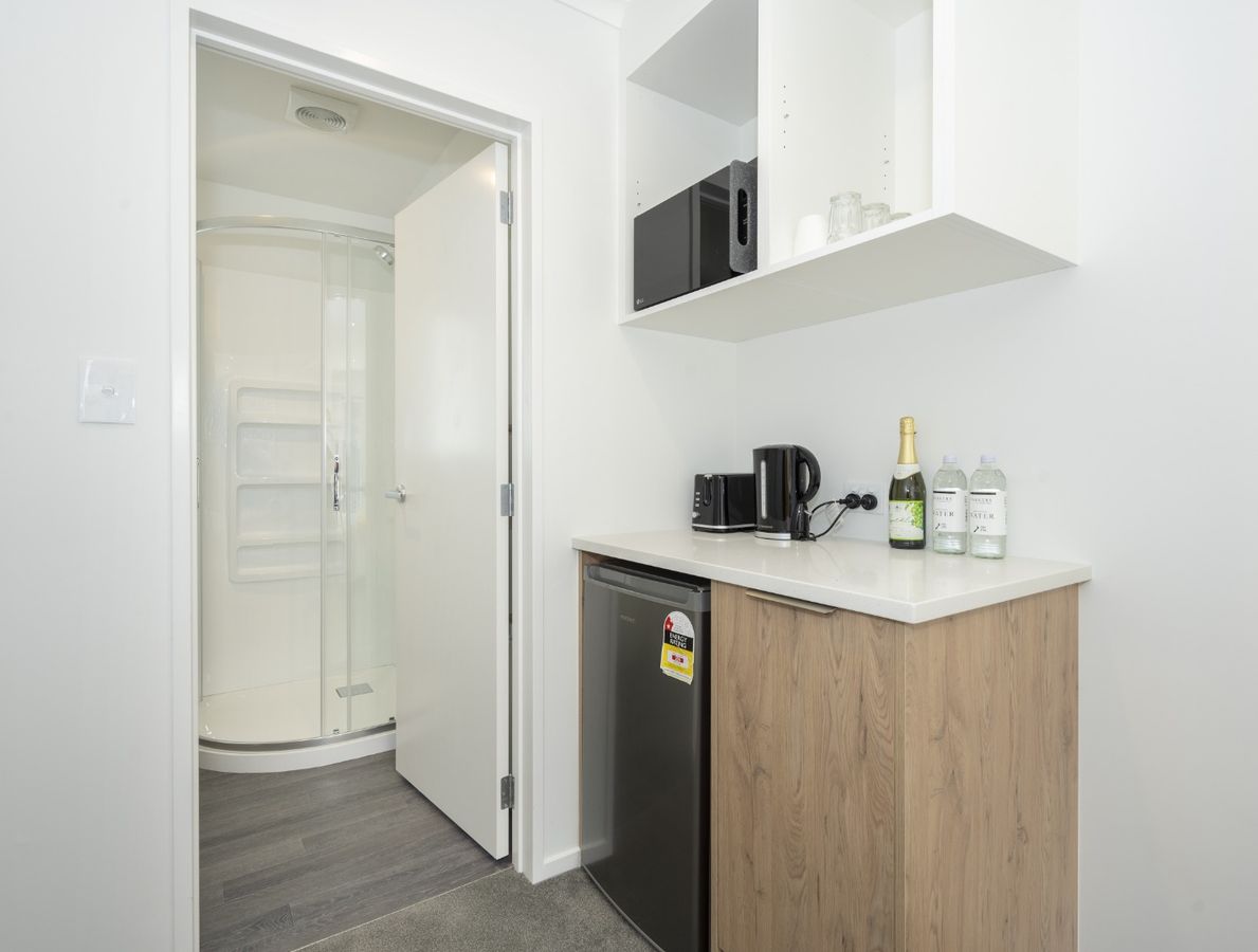 Modern Studio Rooms for Rent - More