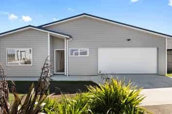 17 Uatoto Road, Clarks Beach
