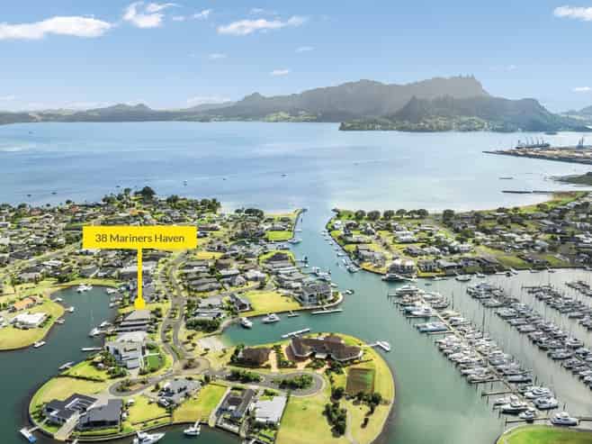 38 Mariners Haven, One Tree Point