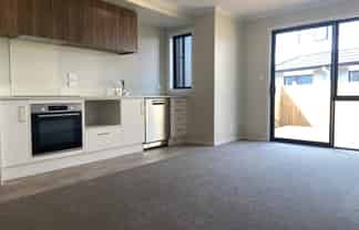2/28 Rm B May Street, Hamilton East