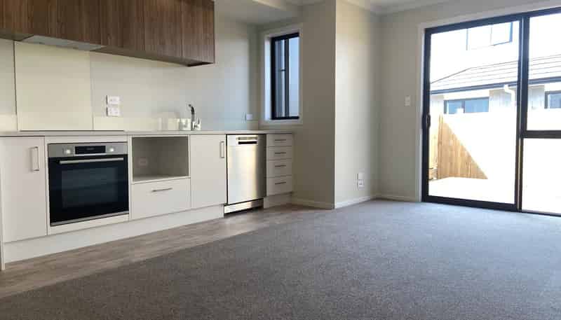 2/28 Rm B May Street, Hamilton East