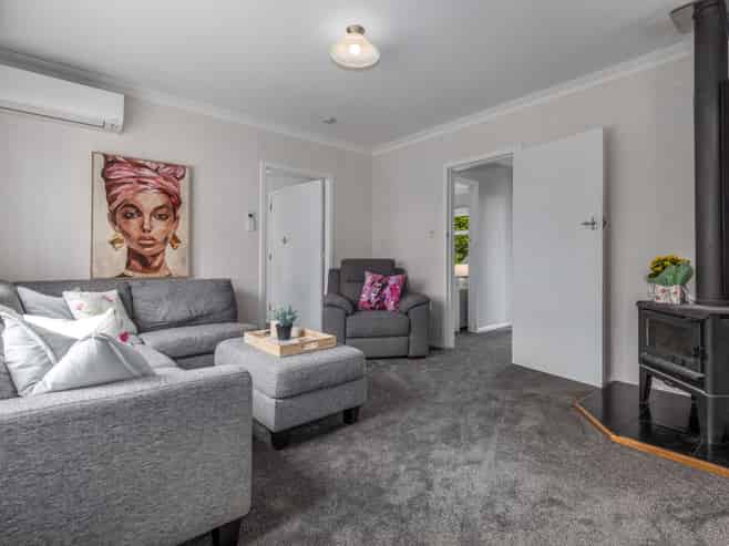 69 Bartholomew Road, LEVIN