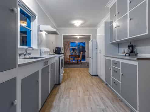 69 Bartholomew Road, LEVIN