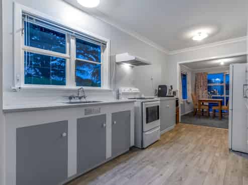 69 Bartholomew Road, LEVIN