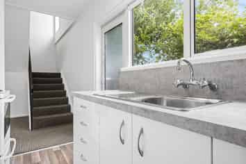 5/53 Brockworth Place, Riccarton