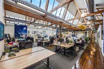 CHARACTER MORNINGSIDE OFFICE
