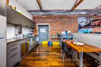 CHARACTER MORNINGSIDE OFFICE
