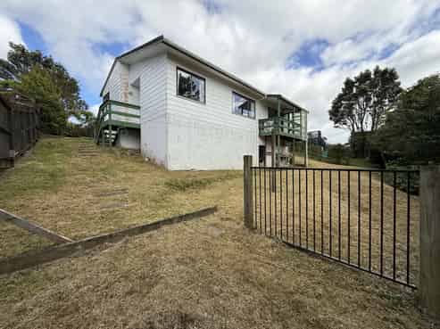 54 Guadeloupe Crescent, Grenada Village