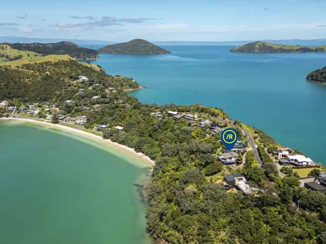 1999 Wyuna Bay Road, Coromandel