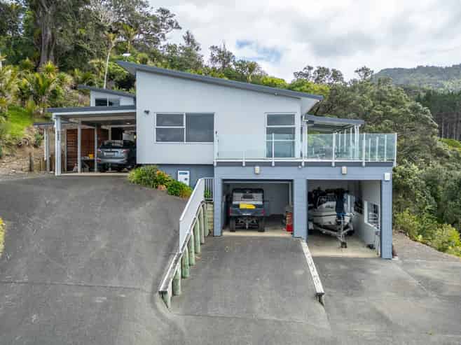402 Tuateawa Road, Coromandel