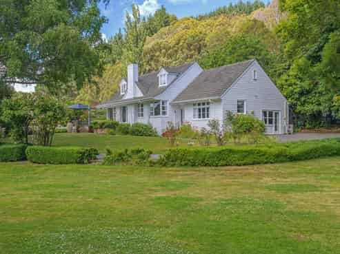 805 Cheltenham Hunterville Road, Waituna West