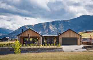 30 Carrickmore Crescent, Wanaka