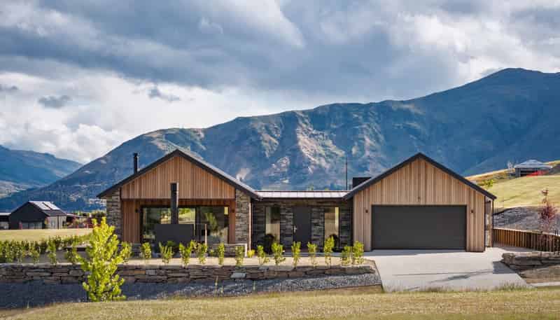 30 Carrickmore Crescent, Wanaka