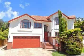 27 Amesbury Drive, Churton Park