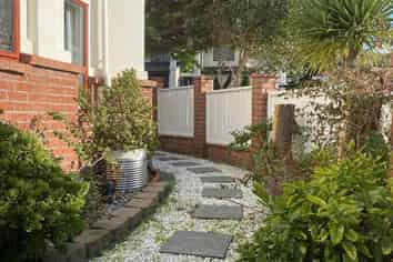 27 Amesbury Drive, Churton Park