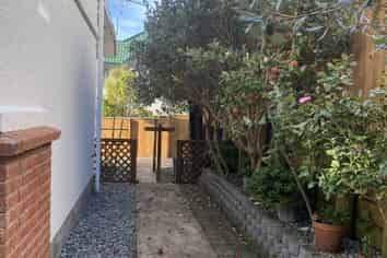 27 Amesbury Drive, Churton Park