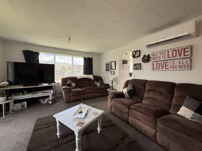 24A Oregon Drive, Maoribank