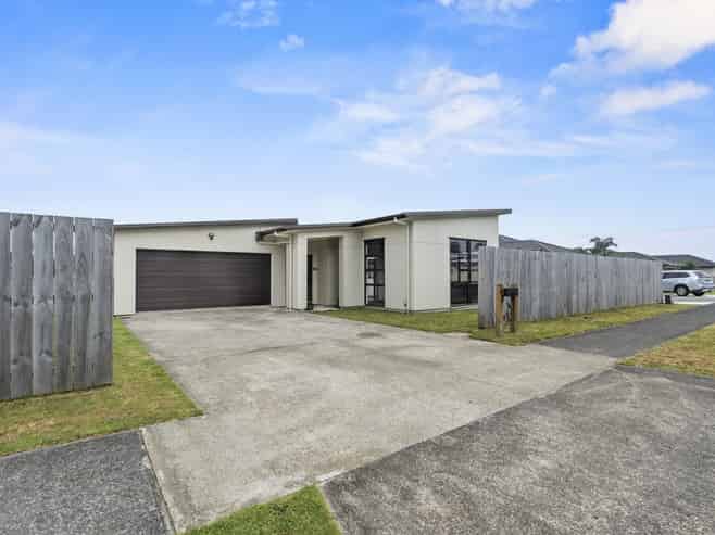 48 Tamure Place, Ruakaka