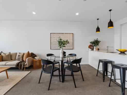 215/19 Rawene Road, Birkenhead