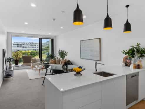 215/19 Rawene Road, Birkenhead