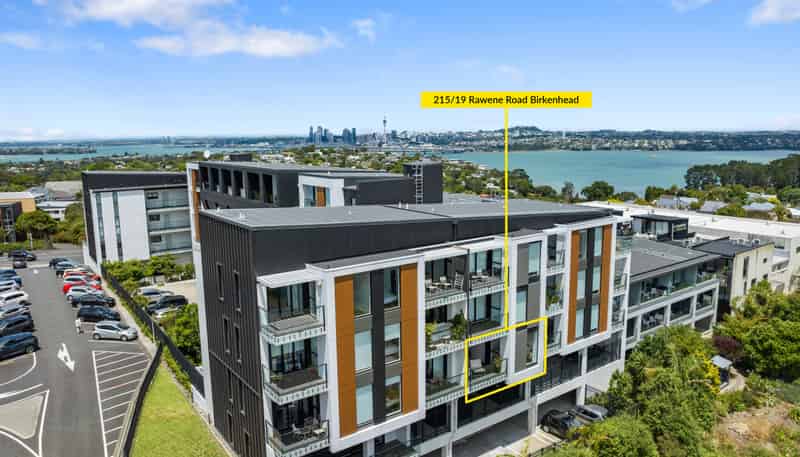215/19 Rawene Road, Birkenhead