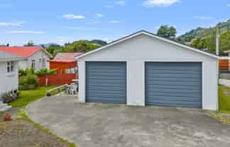 14 Wairau Road, Picton