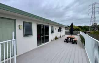 A/12 Grainger Road, Te Atatu South