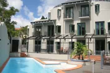 Freehold. Going Concern. Epsom.