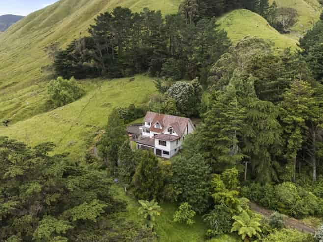 259 Albert Road, Tokomaru