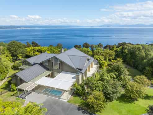 49 Whakamoenga Point, Acacia Bay