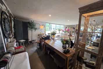 Nirvana's Looking for a Neighbour