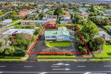 OFFICES ON A LARGE SITE
