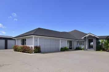 57A Gervin Road, Wainui