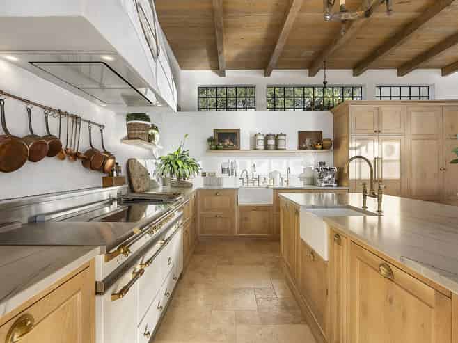 Auckland - Address withheld